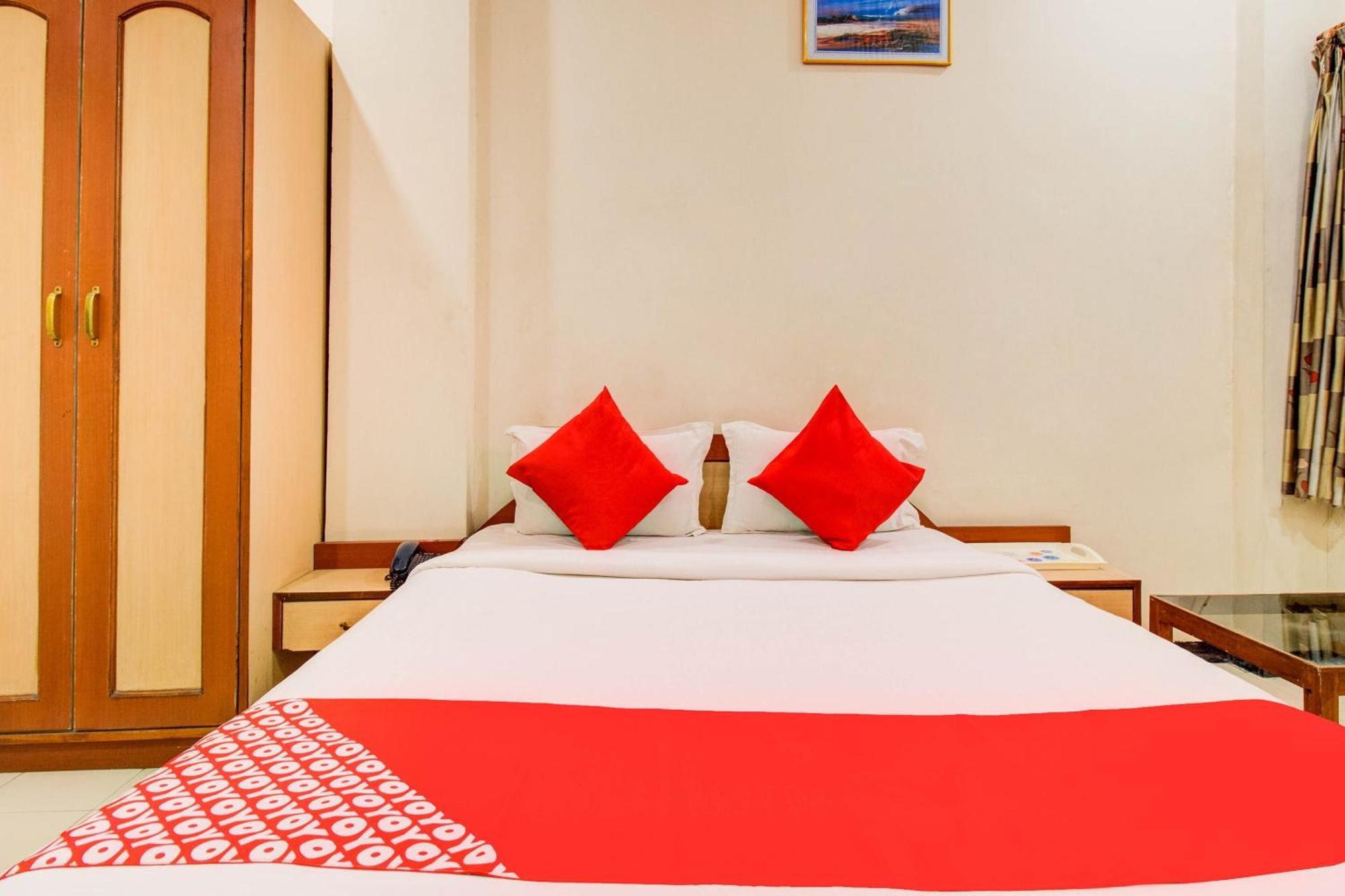 Hotel O Sri Jai Palace Nashik Exterior foto